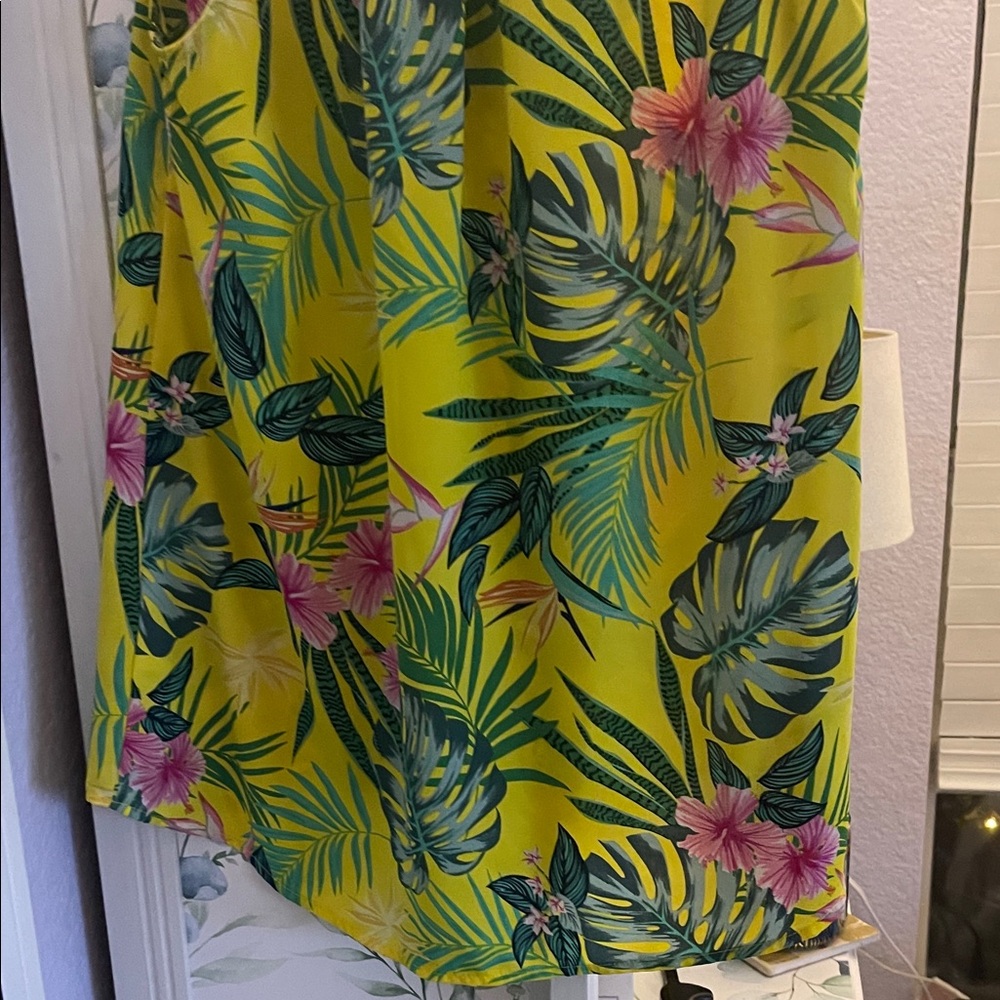 Dalia Yellow Tropical Print Top - Picture 6 of 7